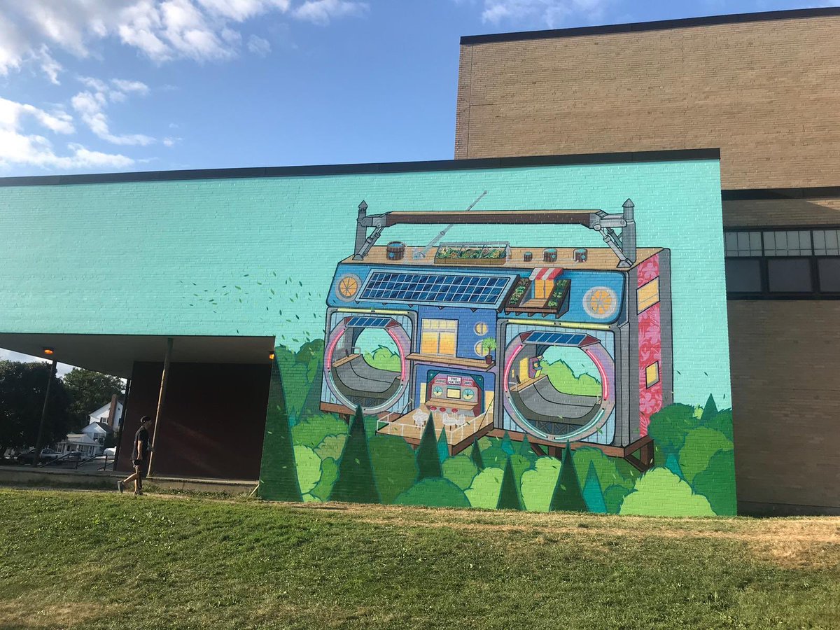 r i v e r tweet media