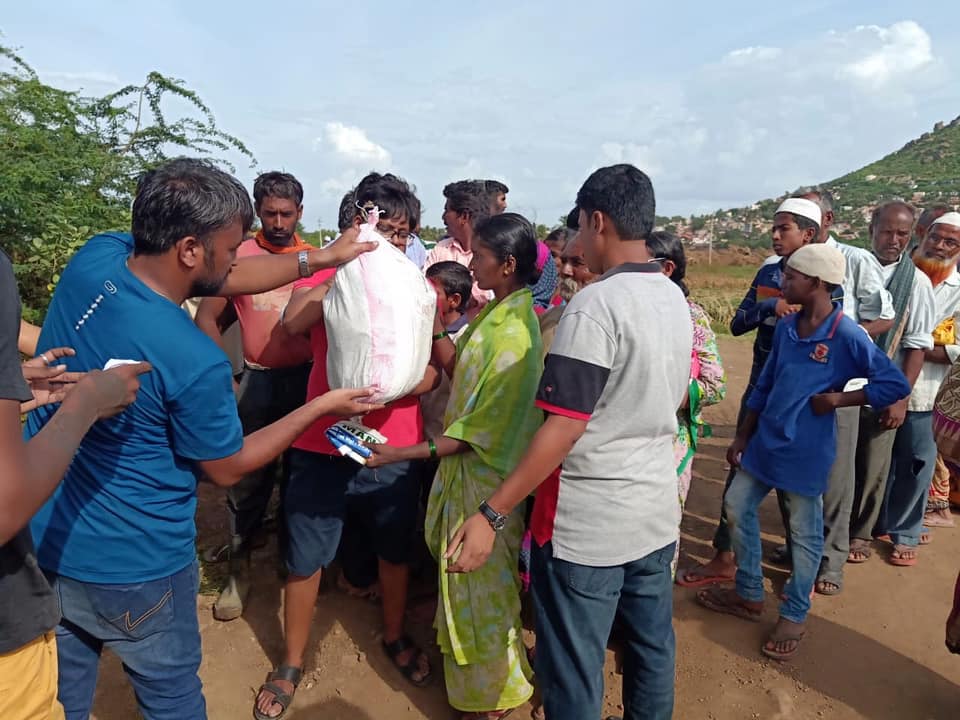 champions_group's tweet photo. #ChampionsTrust tried to do our best and supported most of the families in 5 villages. Hope and pray all the affected people return to their normal life soon. #TrueChampions #ChampionsForKarnataka #RiseforaCause #BeBraveKarnataka https://t.co/toBO1xKpPh