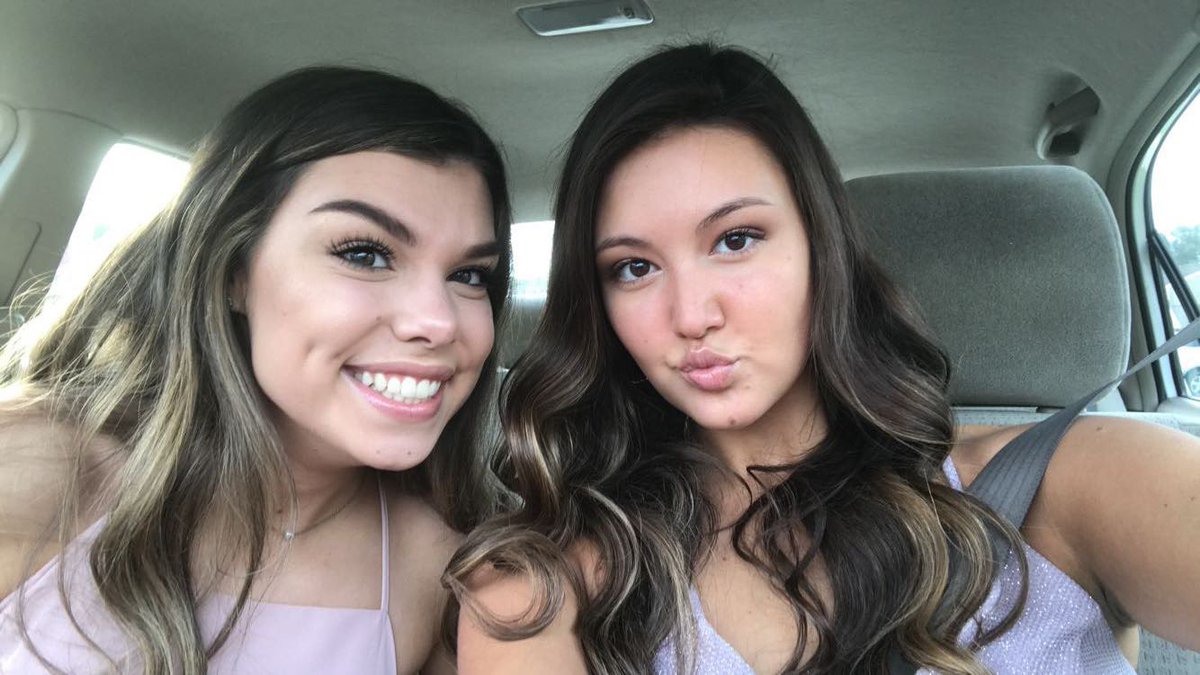 BrookeBaker02's tweet photo. HAPPY BIRTHDAY EM!!!! I love you so much and I hope you have the best day 🥰❤️ you’re legal now don’t do anything too crazy!! https://t.co/drHo5GEZ7U