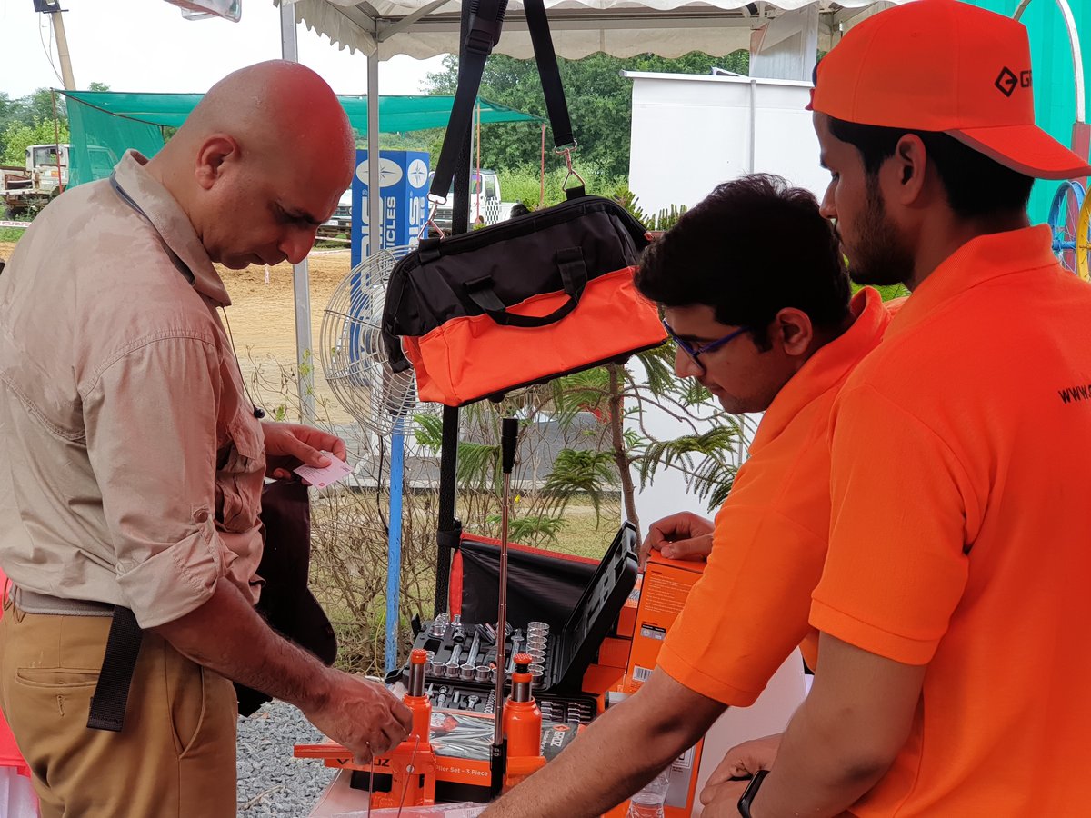 GrozTools's tweet photo. Adventurous Sunday for #Team #Groz in an #adventure motoring extravaganza, #SlushX at Offroad Adventure Zone, Gurgaon.
#Tools #toolstotrust #event #exhibition #Marketing #India #Quality #toolsforlife #competition #race #automobile #workshop #design #toolsofthetrade #handtools https://t.co/szuTxLRtJq