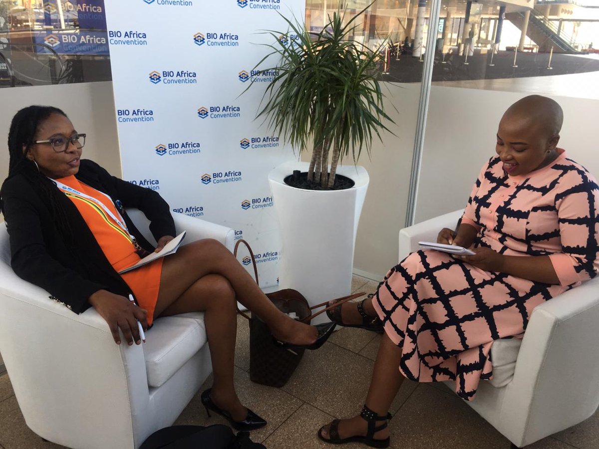 BioAfricaCON's tweet photo. “If you are a scientist, your community has to benefit from your innovation. What problems are you solving?” - Prof. Keo Motaung, CEO of Global Health Biotech. @laafricasoother @BioAfricaCON @AfricaBioSA @DurbanICC @dstgovza @tiaorgza @eThekwiniM @Nala_Media #BIOAfrica2019 https://t.co/hyISPpsoha