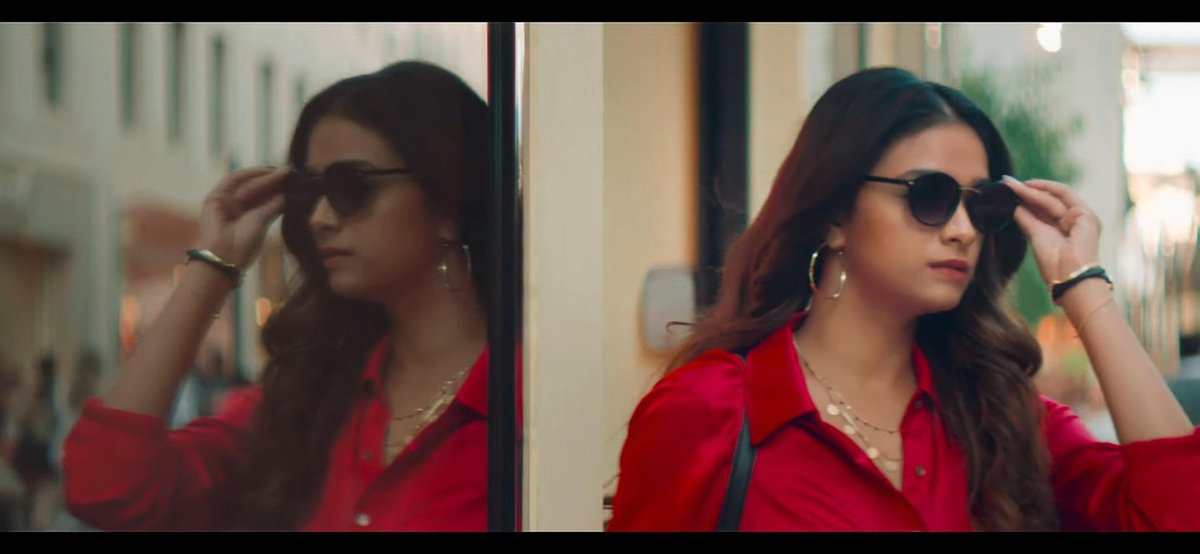 troll_Memes09's tweet photo. @KeerthyOfficial @NARENcloseup @THARUNDirects @MusicThaman @EastCoastPrdns @smkoneru @gopiprasannaa @styledbyindpat #MissIndia 

Next award Parcel.... This 2frame... Haters stufff Thalaiveee @KeerthyOfficial 🔥😍❤ https://t.co/CrRKBT4C99