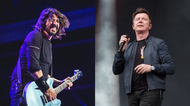 Dave Grohl says Rick Astley has "balls the size of the London Eye.” The 80's pop star joined the Foo Fighters on stage at #ReadingFestival for a rendition of ‘Never Gonna Give You Up’, inspiring Dave Grohl to profess his love for the star. 
#davegrohl #RickAstley
#FooFighters