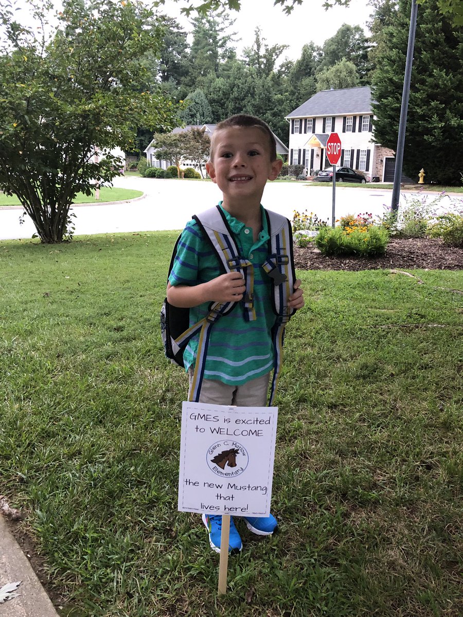 fitzwhit's tweet photo. Ready for the first day of kindergarten. His is ready @marlowmustangs https://t.co/IJSMmNYJ6S
