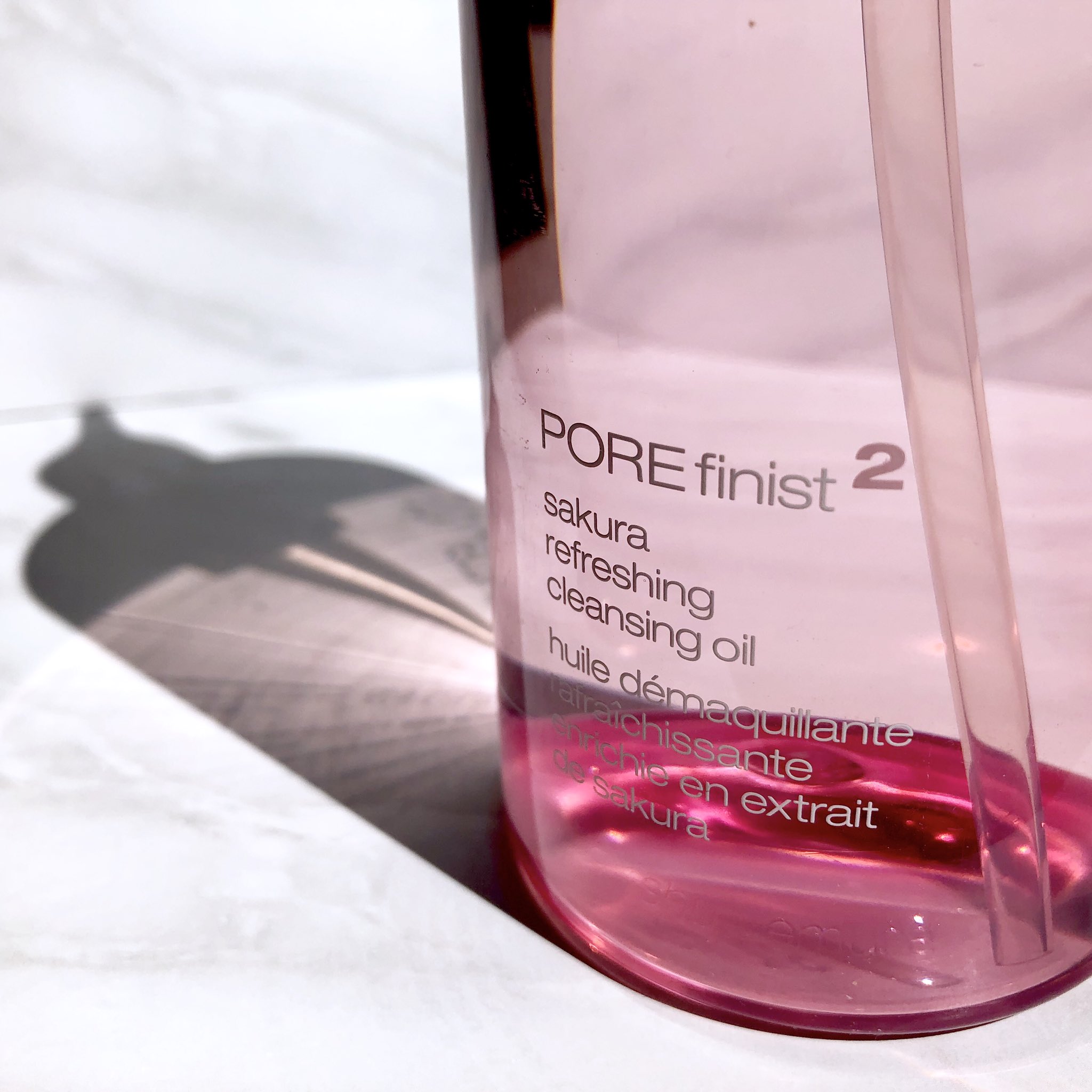 こうさ Pa Twitter 私の殿堂入りクレンジングはシュウウエムラのフレッシュクリアサクラクレンジングオイル あれ 顔に砂利でもついてたん ってくらい角栓がポロポロ取れる 私はすぐ角質も角栓も溜まっちゃう困った肌質なんだけど コレを使うと