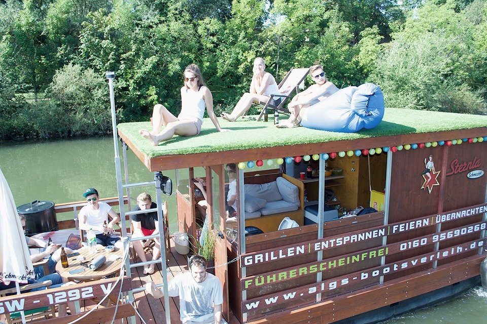 BOTfriendsAI's tweet photo. Because it was so beautiful, we do not want to deprive you of the resulting snapshots of the 🌴 #BOTfriends SUMMER EVENT 2019 🌴 and present a selection of the most beautiful moments. 😍
A big thank you goes to our team and to our BOOTfriends Aig's boat rental.⛵️ #teambuilding https://t.co/a2J8oeSfKi
