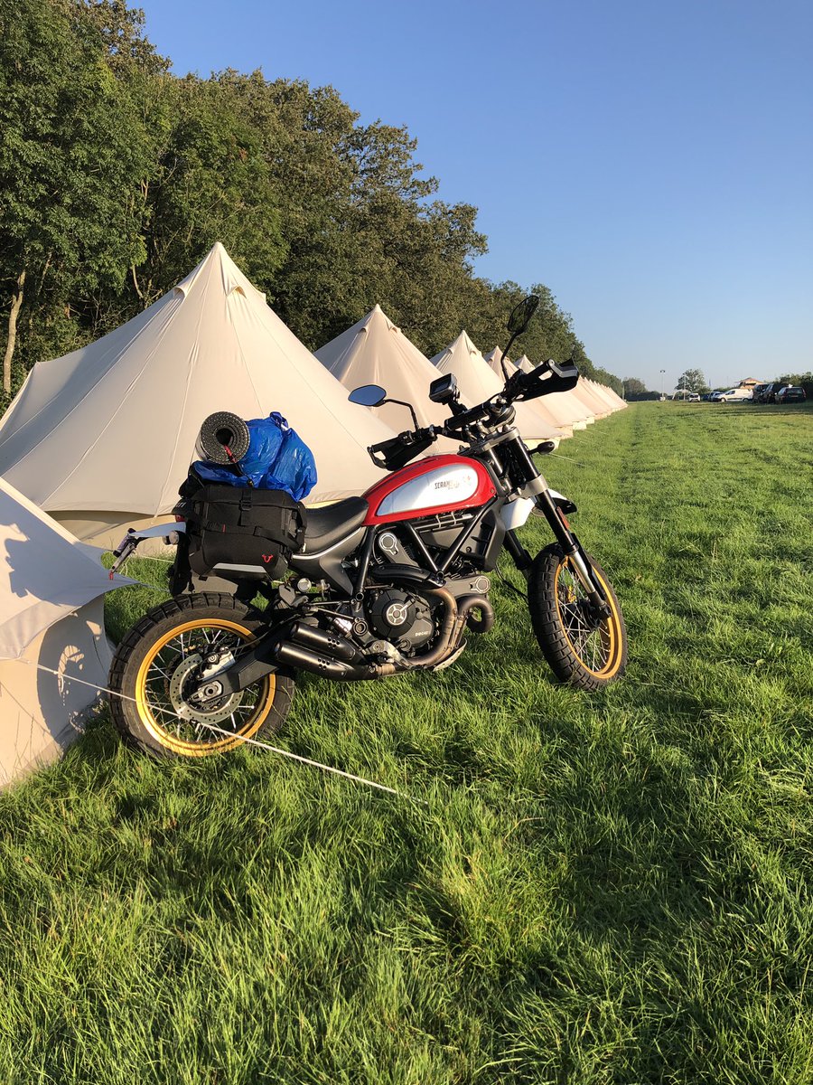 lomahonypwc's tweet image. Bike all packed up and ready to head home. Great weekend at #Silverstone #MotoGP and brilliant entertainment at #silverstonewoodlands. Roll on 2020
