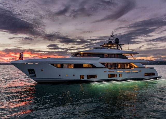 giovannicoa's tweet photo. #luxury #yacht https://t.co/jbPBonsQi0