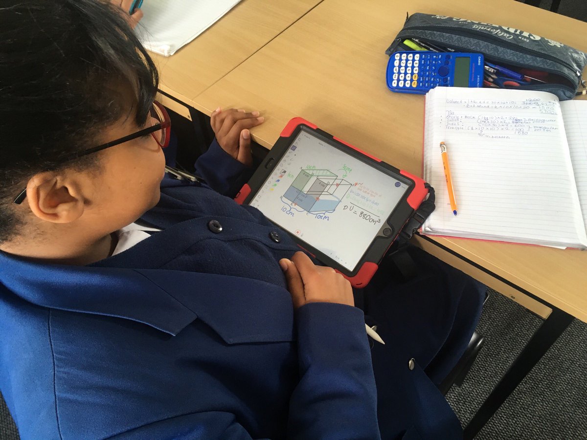 elrandewijk's tweet photo. @ParklandsTweet learners and teachers using @explainevrythng to tackle some challenging #mathematics problems on volume and surface area https://t.co/rht5zTkGar