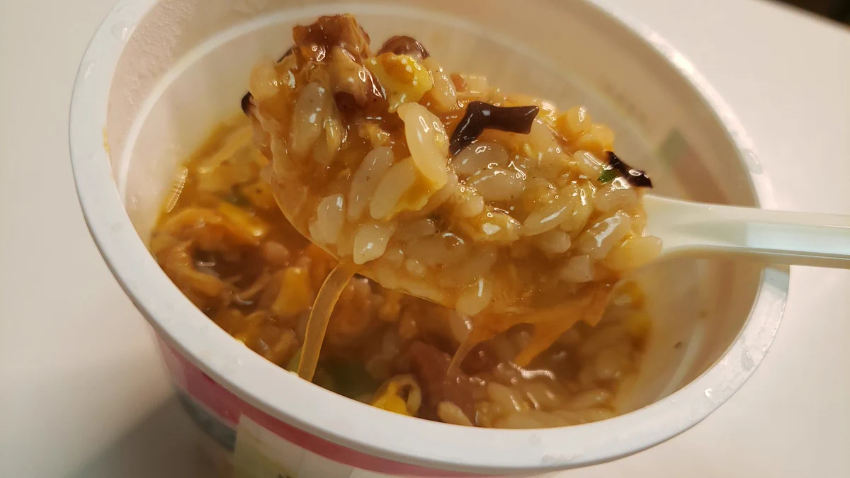 セブンの食材で高級感を演出！？「フカヒレチャーハン」の作り方！