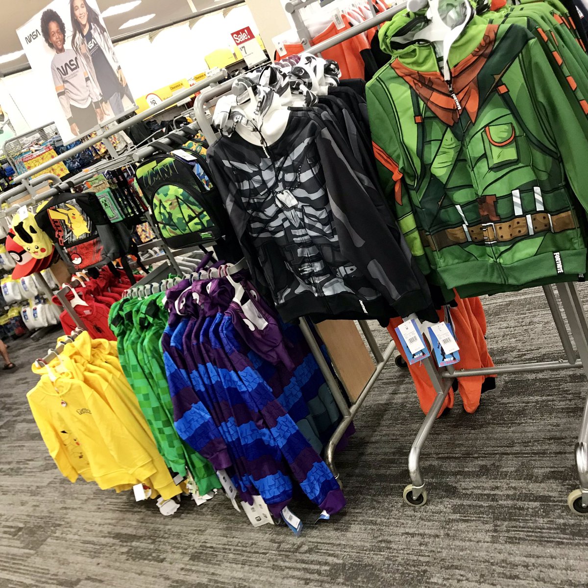 Limited Edition Buzz Aldrin line to commemorate the 50th Anniversary of Apollo 11. 😍😍😍 #Apollo50th #BuzzAldrin #TARGET #TargetVM #TargetStyle #Target2119