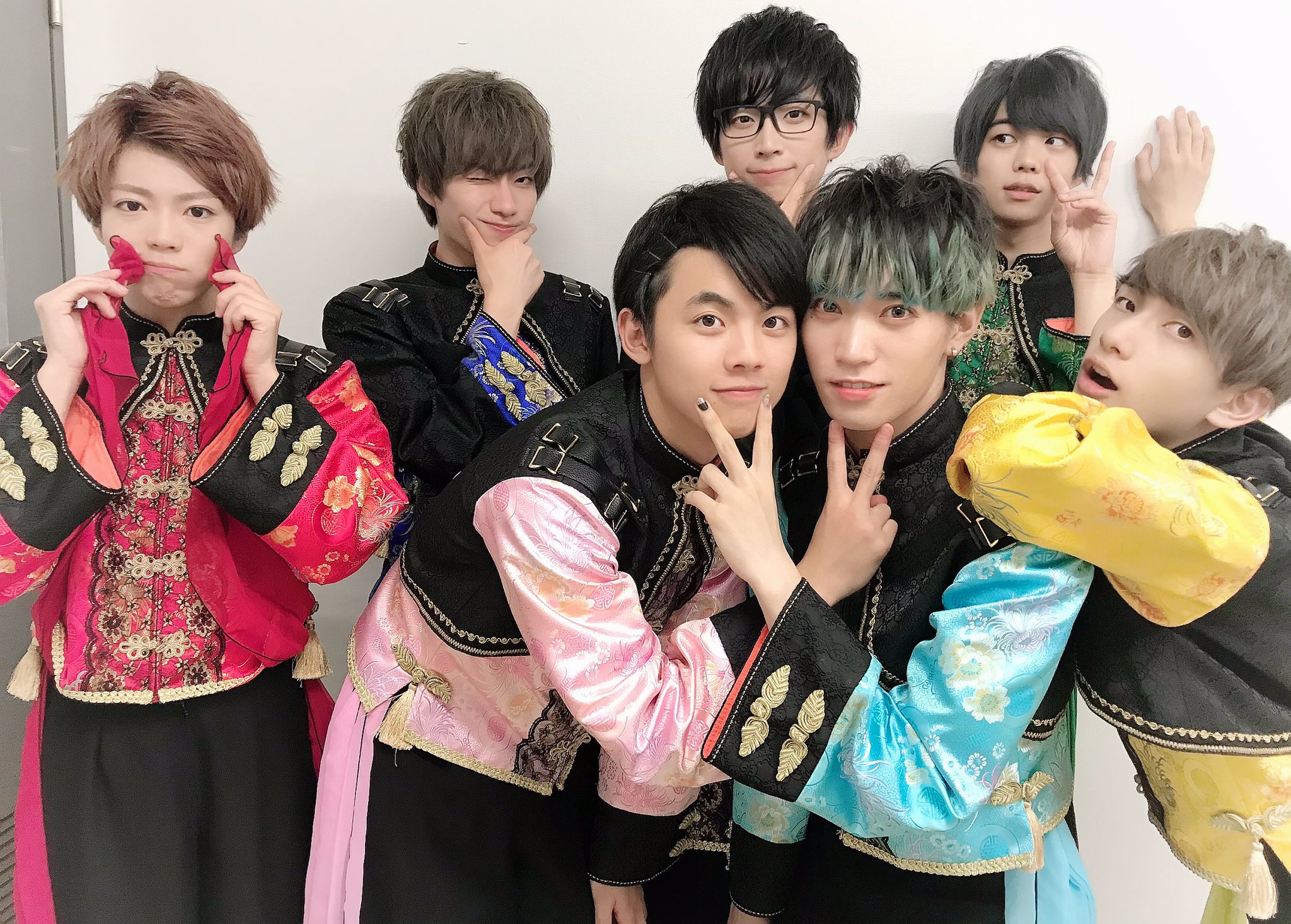 パンダドラゴン　VIVA!チャイナ通常版 2nd Single『VIVA! チャイナ』 ジャケット写真&CD情報を公開