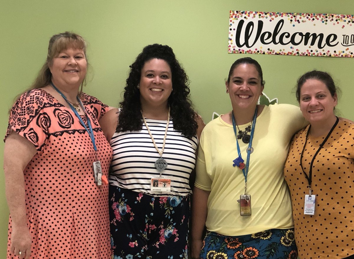 karitgillespie's tweet photo. Second grade squad #readyforthefirstday #alldoubledigits #year31 #year10 #year13 #year10 #secondgradeisAWESOME @LHECMES @LHESPrincipal https://t.co/8pG3lGau5x