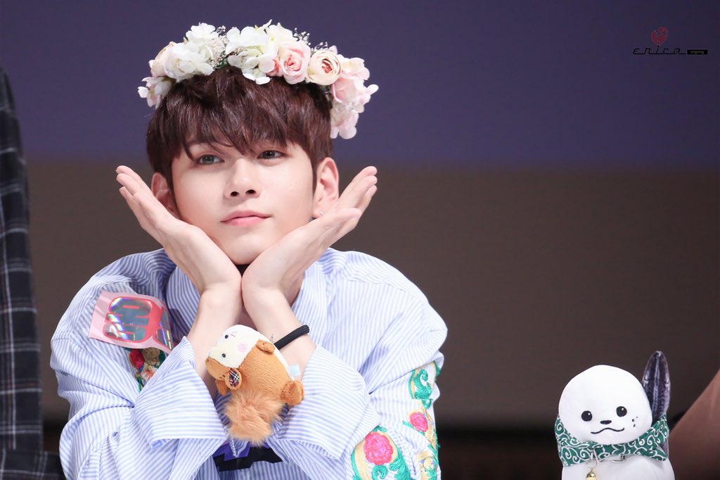 🎵〰️brand new day 🎹🎶

#옹성우 #ongseongwu #オンソンウ 
#邕圣祐 #องซองอู