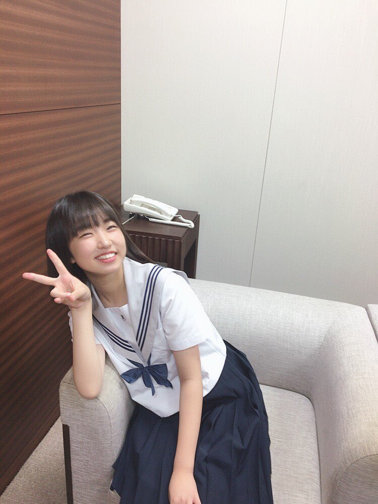 富金原佑菜 ふきんばらゆうな 控え室にて ぶりっ子してる私と笑いすぎてる私 ピース変ってよく言われるけどそんなことないよね T Co Tbrbqicqoy Twitter