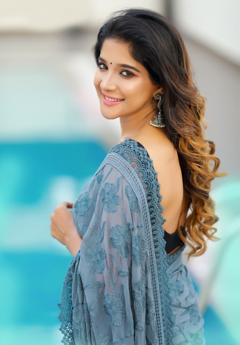 Big boss #SakshiAgarwal 's latest photoshoot pictures are here! @ssakshiagarwal @proyuvraaj