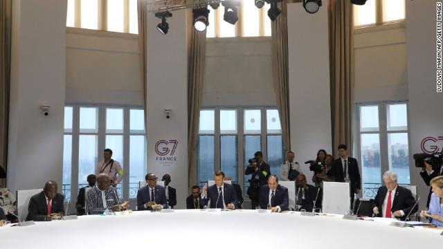 CNN Breaking News tweet media