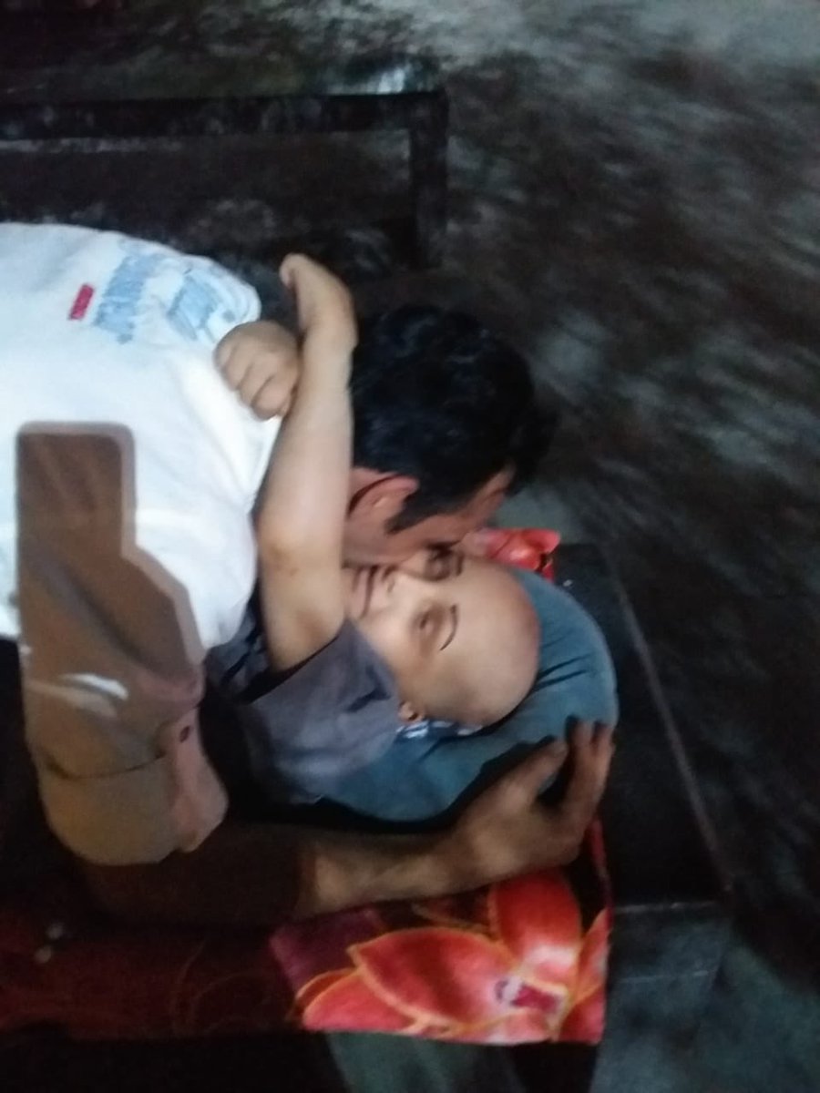 دعواتكم لابنكم البطل عبدالعزيز محارب السرطان لدية غدا عملية لن تخسر شي ان دعيت لة وعملت رتوت لغيرك يدعي له فهو بحاجة دعاء