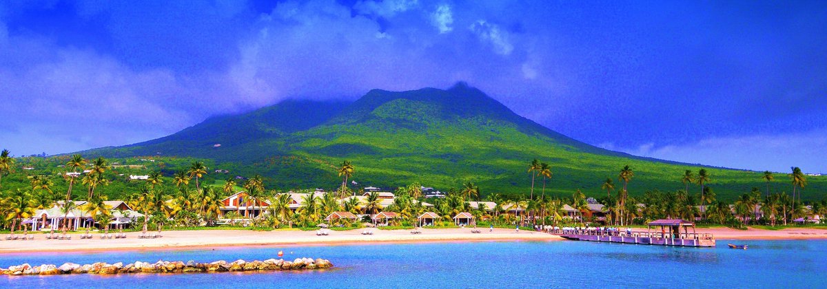 welcome to Nevis .....my studio.... virgin background for movie/tv/print/music videos.....Production units nevisbilldrake@aol.com       photo Bill Drake
bill drake photographer 
youtube.com/watch?v=gQxfyZ…
movie/tv//music videos"