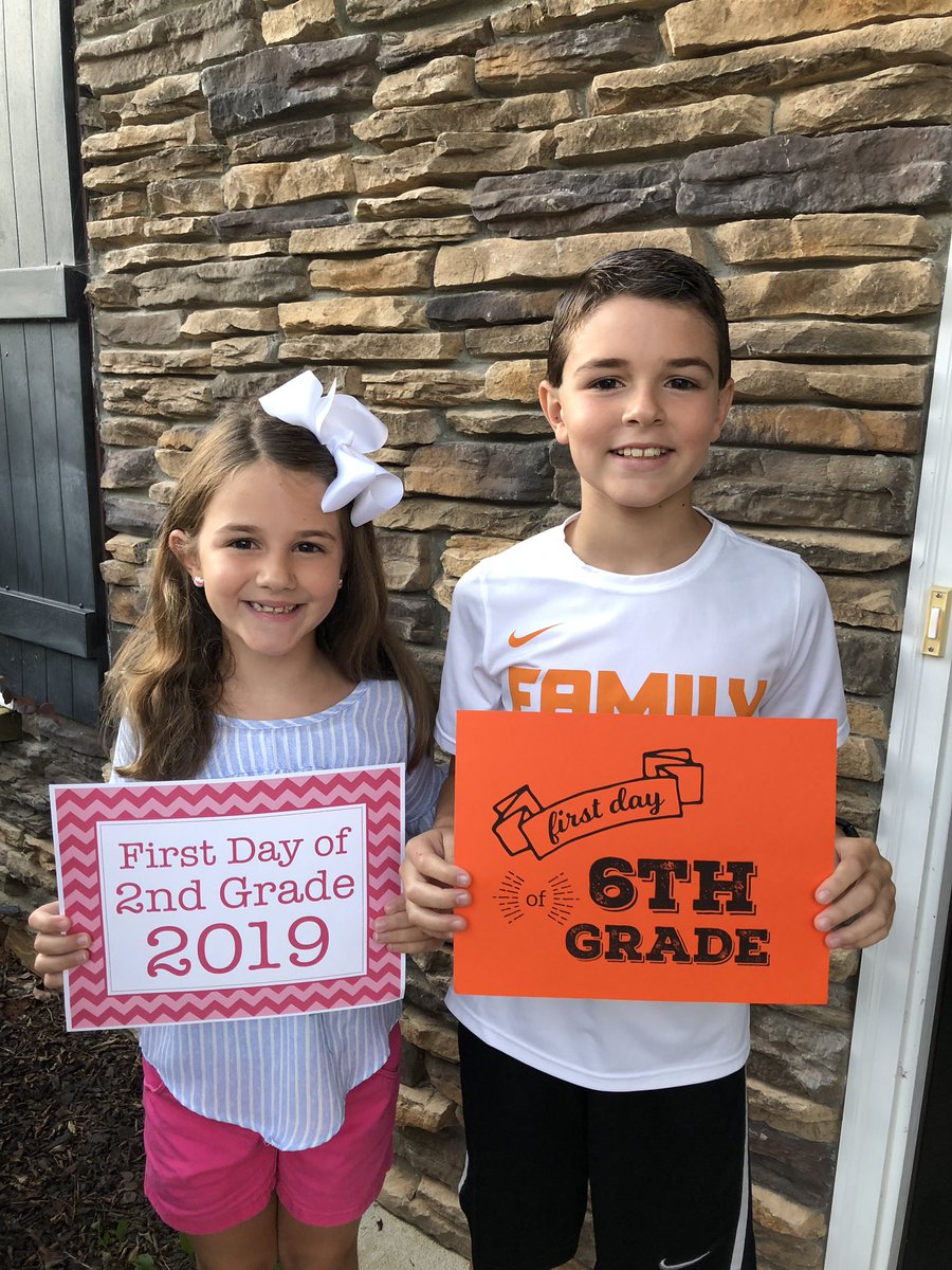 AmyMSWilliams's tweet photo. First day of school for the kiddos...and it’s the first day of middle school for Luke!!!! https://t.co/tLdH19j8pw