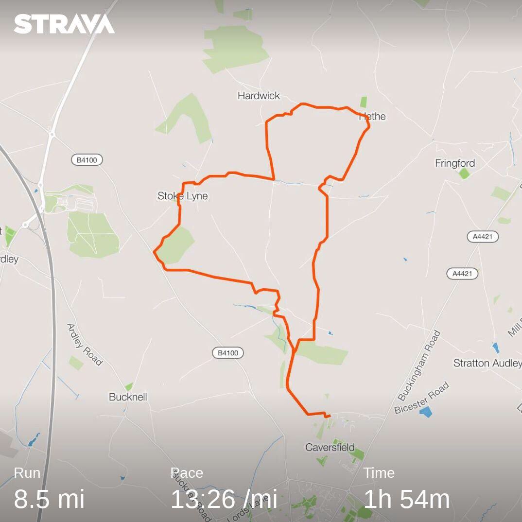 Soph2910's tweet photo. 8.5 Miles with @sieveheads #RUNtoREMEMBER #PCAndrewHarper #pc7605 https://t.co/yErsDqTfh5