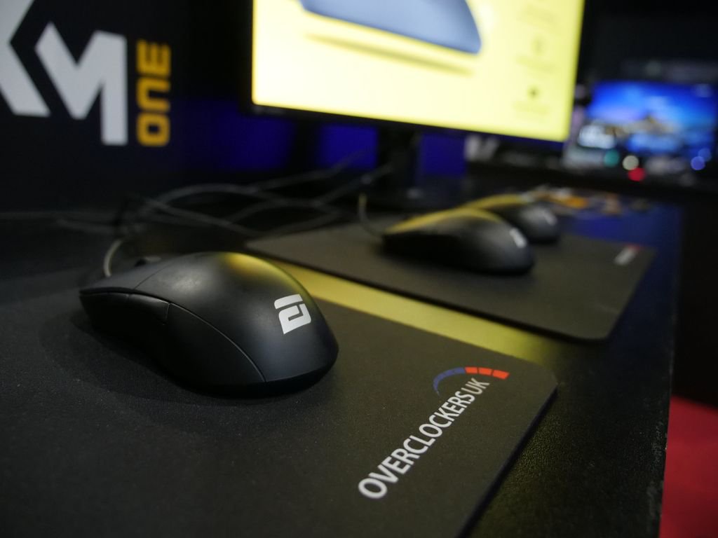 OverclockersUK's tweet photo. Come check out the fastest mouse in the world! 🏃💨 @endgamegear has their XM1 mouse available to try on our #i65 stand! It's the last day so hurry on down and find out how it feels to be a #endgamer! 💪💛
For more from ENDGAME GEAR ➡ https://t.co/sKhUI2UBSi https://t.co/Hk9S5z8zJQ