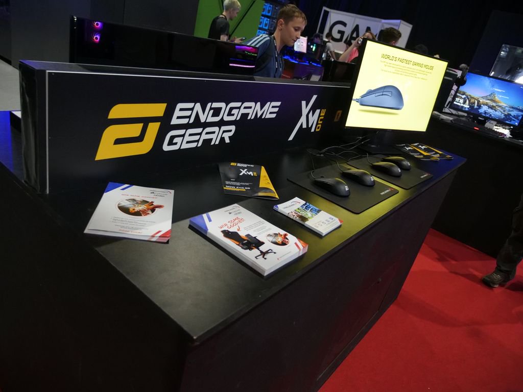 OverclockersUK's tweet photo. Come check out the fastest mouse in the world! 🏃💨 @endgamegear has their XM1 mouse available to try on our #i65 stand! It's the last day so hurry on down and find out how it feels to be a #endgamer! 💪💛
For more from ENDGAME GEAR ➡ https://t.co/sKhUI2UBSi https://t.co/Hk9S5z8zJQ