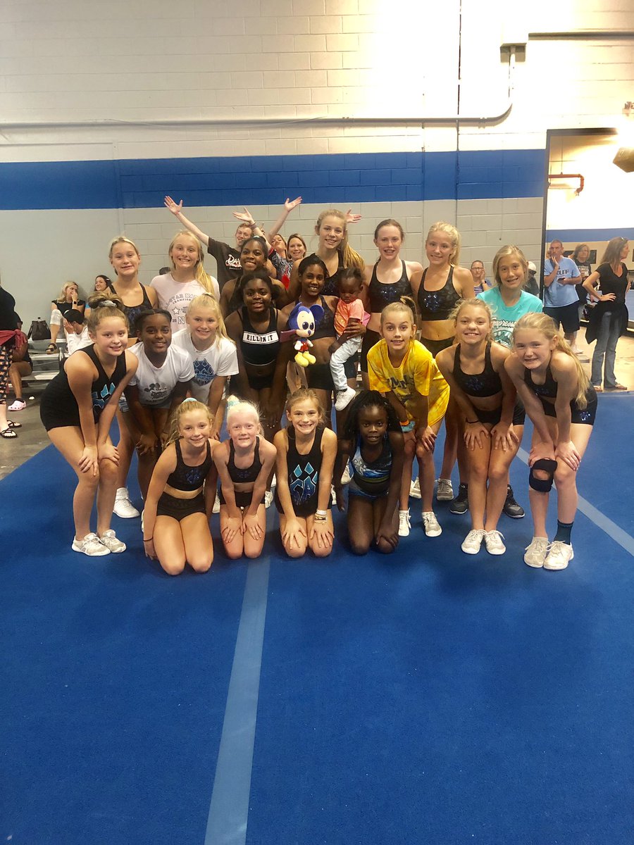 CA_EmpressCats's tweet photo. This Mickey will keep us together !!!!
@ca_bayleigh passes it to @ca_taylor_flip ....
Where will he go next 💙💙💙💙💙
@CA_EmpressCats @CA_CharlotteNC 
#J3TAKEOVER
#EMPRESSCATS
#READYTOEMPRESS https://t.co/7PwZRTnP1S