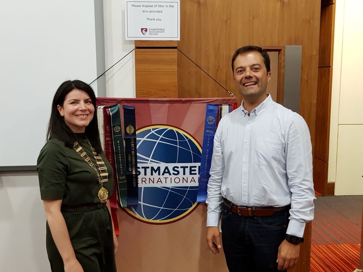 Nuestro compañero Rafael tuvo la ocasión de asistir a la pasada sesión de Toastmasters en Dublín.

Our colleague Rafael had the chance to attend last Toastmasters session in Dublin.
#TravelingToastmaster