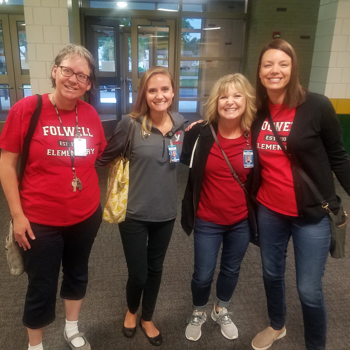 MoritzWendy's tweet photo. Welcome back, staff!!#RPSLead 
#FolwellPride 
#RPSsouthsidepride https://t.co/DT4H7bQxuk