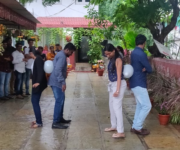 leadwinnercorp's tweet photo. Working, while having fun makes Leadwinner, a best place to work. The employees have fun with the balloon race activity, that keeps them engaged actively!
#BalloonRace #Leadwinner #Funatworkplace #Workplacejoy https://t.co/joan3iVsNF