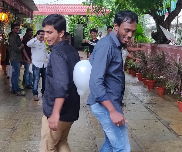 leadwinnercorp's tweet photo. #BalloonRace #Leadwinner #Funatworkplace #Workplacejoy https://t.co/dtb0OGmDaB