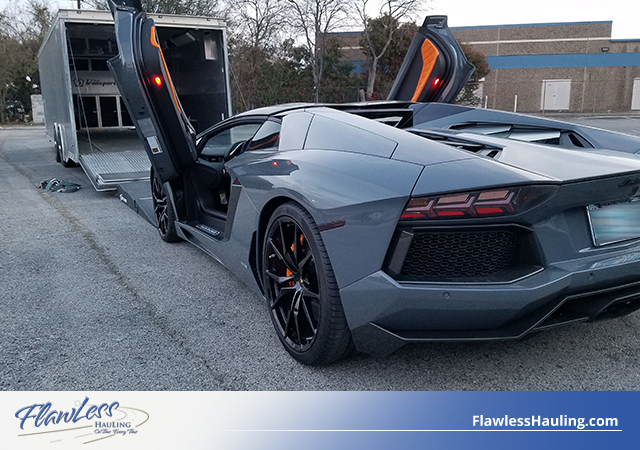 FHauling's tweet photo. #Lamborghini #SportsCar #AutoMovers #Carmovers #VehicleMovers #CarHauling #CarTransport #Carshipping #LuxryCartransport #FlawlessHauling https://t.co/nDI2OhUeoN