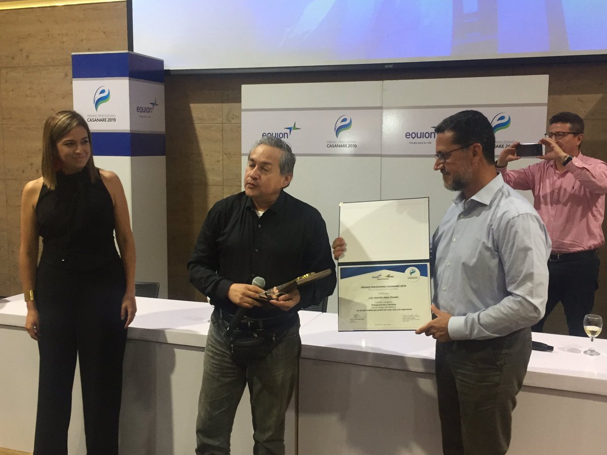 gonsalpao's tweet photo. Felicitaciones a todo el talento periodístico de Casanare. Premio de Periodismo 2019 @Equion_Energia un reconocimiento a las historias que transforman desde el periodismo, como lo hacemos desde #equion a través de la gestión empresarial. https://t.co/CTgotzVWIa