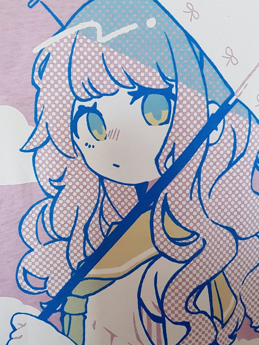 RequiRequi's tweet photo. 🌧 Fuwa Fuwa Hydrangea 🌧

My new screenprinted shirt design for Connichi💕 / Mein neues Siebdruck-Shirt für die Connichi 💕 https://t.co/ttqxnmcrOa