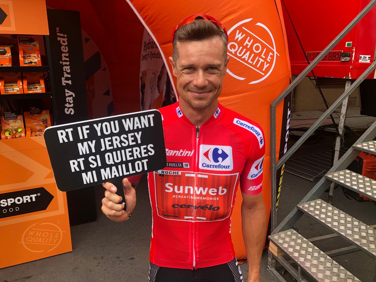 🇪🇸 Gana el maillot del líder ❤️ LA ROJA ❤️
¡Sorteamos uno cada etapa!
➡️ RT + FOLLOW para participar.

🇬🇧 Win the leader's jersey ❤️ LA ROJA ❤️
We giveaway one per stage!
➡️ RT + FOLLOW La Vuelta to enter.