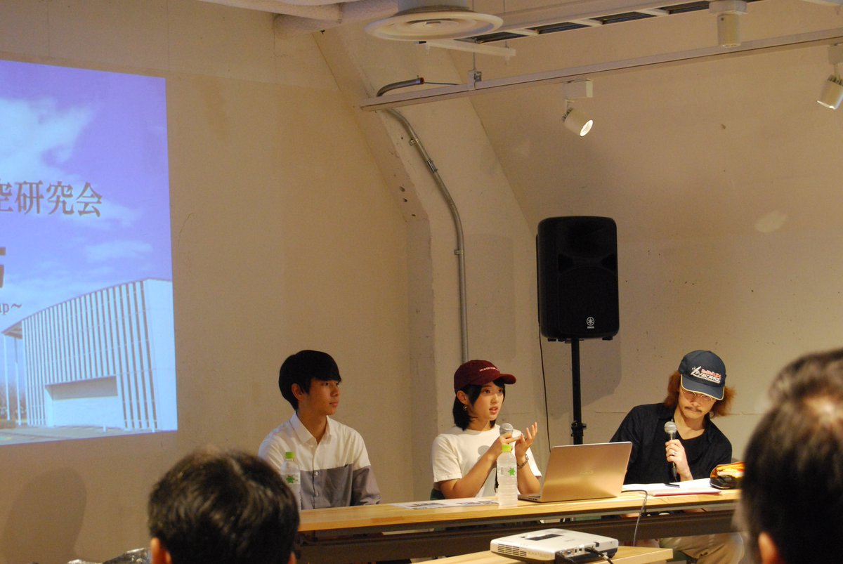 日本大学理工学部 Sur Twitter 航空研究会 トークショー Jagda Kanagawa Design Cafe Vol 3人が飛ぶためのデザイン のゲストスピーカーとして航空研究会メーヴェ36代表 吉田嶺花さん 航空宇宙工学科３年 とパイロット森田順也君 精密機械 工学科３年 が参加