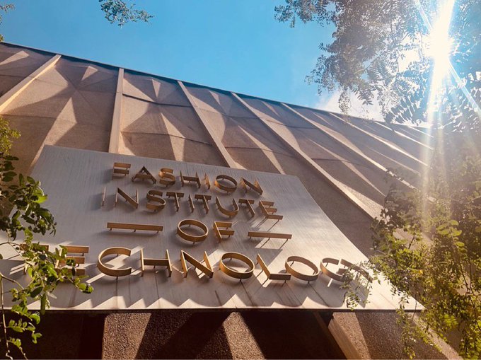 &ldquo;You can never be overdressed or overeducated.&rdquo; - Oscar Wilde  Good luck to all of our students starting<a href="/tag/firstdayofschool"class="tags"><span>#firstdayofschool</span></a>