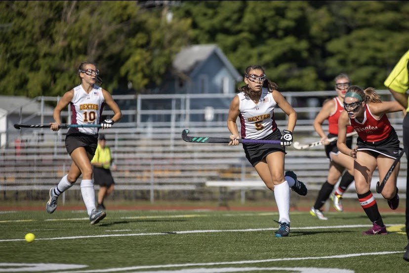 dexfhockey's tweet photo. GAMEDAY! Come out and watch at Dexter plays Chelsea at Al Ritt Stadium! Varsity at 5:30pm, JV at 7:00pm! #drownthedogs https://t.co/JijQWuX3KT