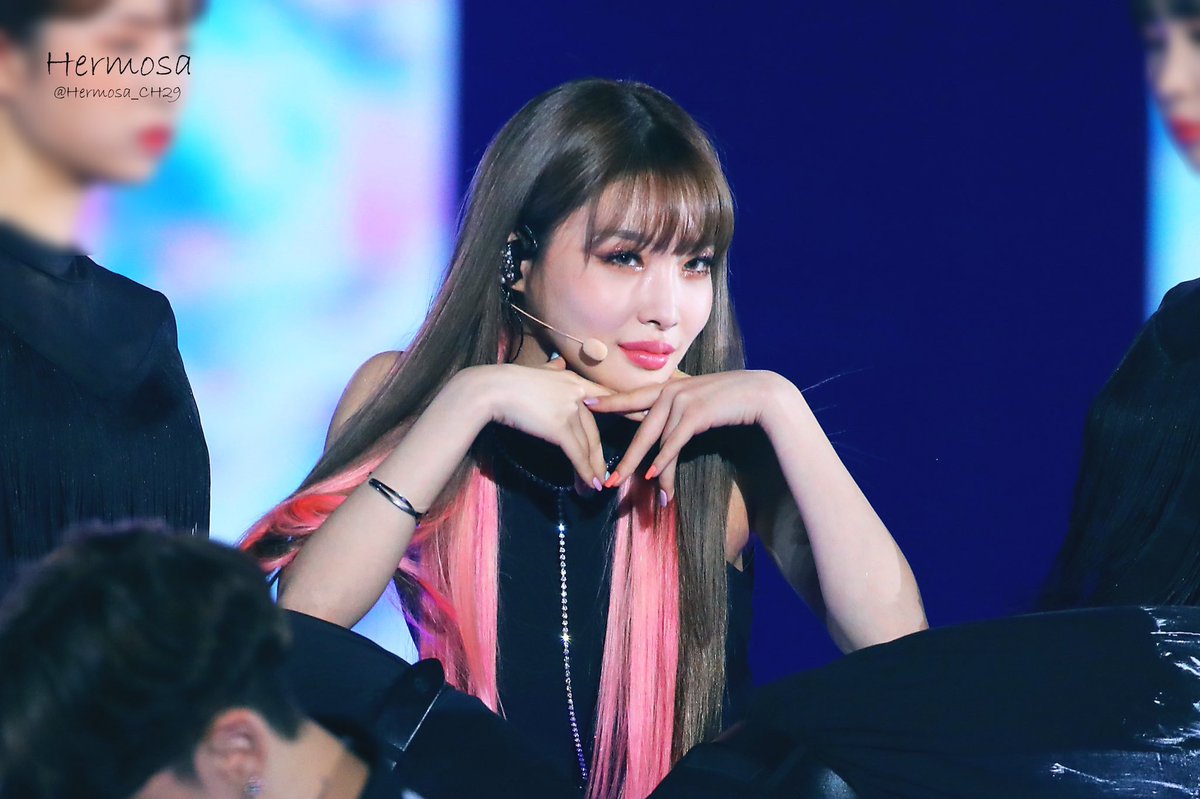 kchunghapics's tweet photo. 190822 ♡ Hermosa_CH29 https://t.co/TVnj0c0IgK