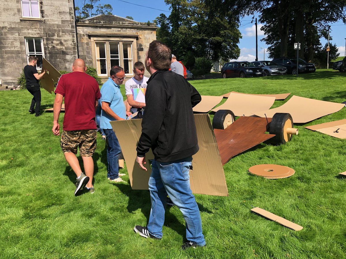 TeamChallengeCo's tweet photo. This afternoon’s #FlatOutFormulaOne has started. Looking forward to seeing our client’s creative finished designs and, of course, the competitive spirits throughout racing. #BuildingBetterTeams #OutdoorTeamBuilding https://t.co/m7jAQJfwKe
