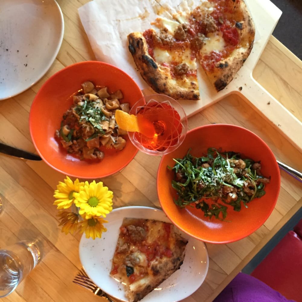 This table is a whole mood! #YelpOmaha

📷| Yelper Lianna N.
📍| Via Farina