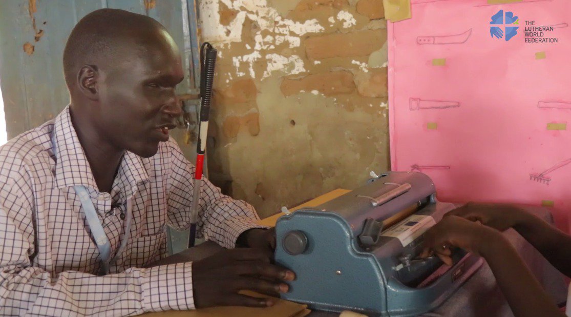 YvonneBaraza's tweet photo. Charles Chol : A refugee teacher working with @LWF_Ke at the forefront of advocating for inclusive education in #Kakuma @Refugees Camp with the support of @UNICEFKenya @UNHCR_Kenya
@EAC @EUinKenya
#WithRefugees
@MohanudHure @S_Cansizoglu
@UNHCR_Education
https://t.co/8Y0s58x0hW https://t.co/E99H5YUlot