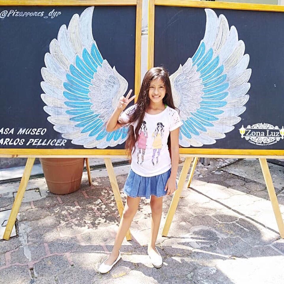 centrohistozl's tweet photo. Últimos días... ven a ponerte las alas a la Zona Liz https://t.co/je0qVyfRHK