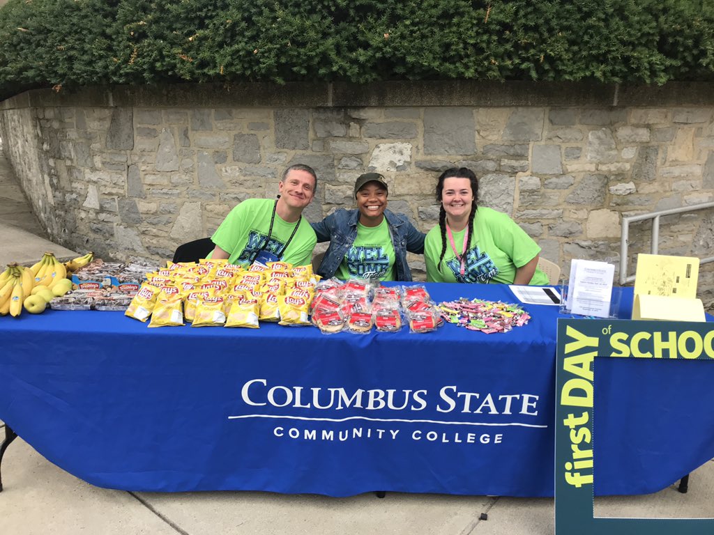 cscc_nsp's tweet photo. Hey @cscc_edu— It’s the first day
We’ll help you find your way
The Welcome Team aka the ones in green
Come say hi and grab a snack. We’re glad you’re back.
#FirstDayCState2019 #CStateCARES #CStateProud #welcometeam #Welcomeback https://t.co/StJL3vbZxX