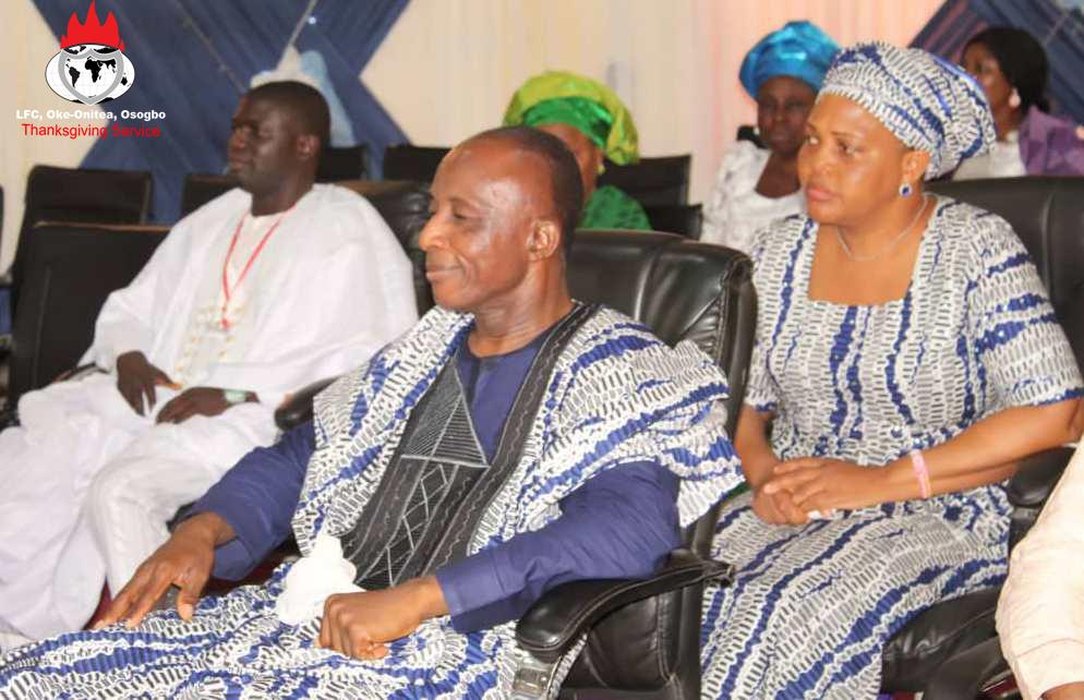 WinnersOsogbo's tweet photo. It is not money that makes you rich but the blessings of the Lord.

~Pastor Michael Olusoga

#TurnAroundService
#ThanksgivingSunday
#FinancialFortuneIsMyHeritage
#IHaveDominion
#LFCOsogbo
#Osogbo https://t.co/Mr4tiPSm7I