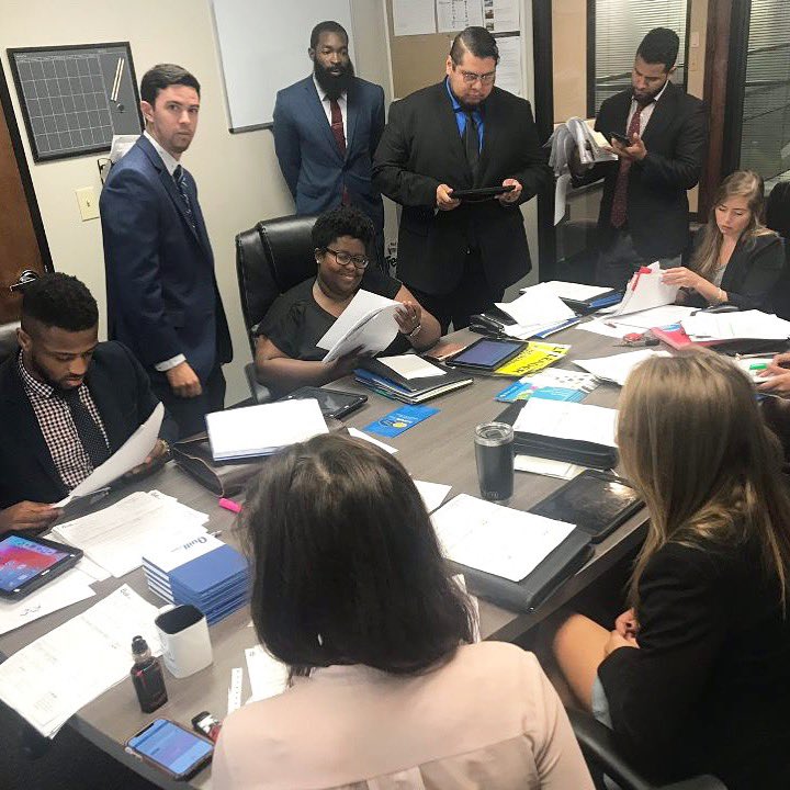 LegacyBizInc's tweet image. Happy #Monday, #Houston! The #LegacyBusinessDevelopment crew is up and gearing for an awesome week! 👏👔