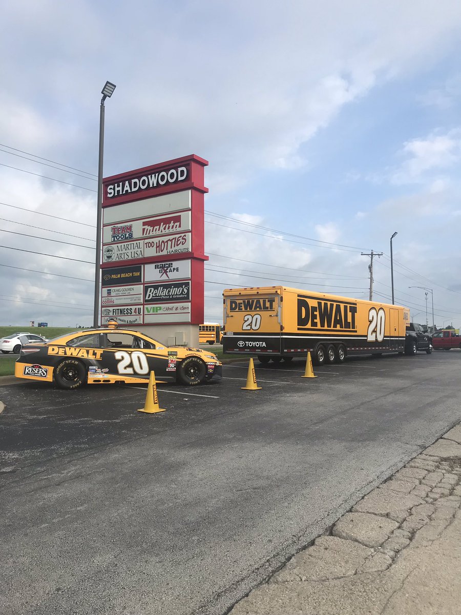 CStrauser20's tweet photo. C’mon out to #TeamTool in Springfield MO to make this a blow out @DEWALTtough tool sale today!!!!!! https://t.co/alOSfTfZKE