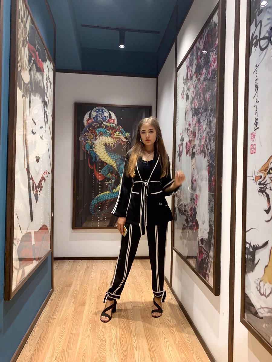 кариша tweet media