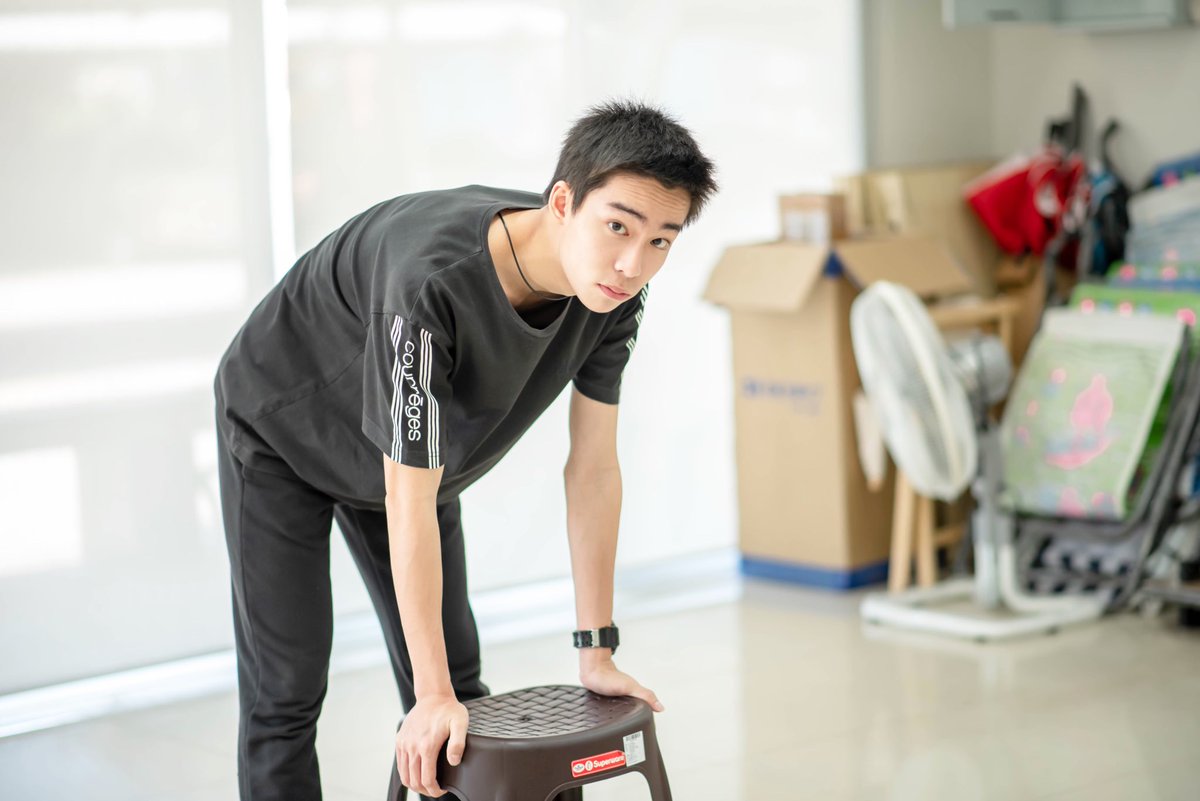 TaroWp's tweet photo. มองอาไยหยอออ~?😘
#TGIFtheseriesEP1 
#TGIFtheseries 
#TGIF2019  
#ไจแอ้น https://t.co/fhv7ddh0TD